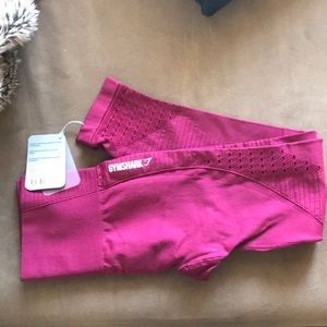 Seamless energy legging beet